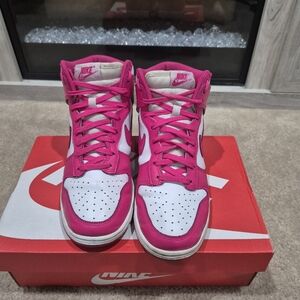 Nike Dunks